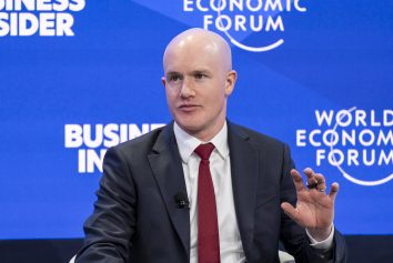 Brian Armstrong, CEO da Coinbase | Foto: World Economic Forum/Faruk Pinjo