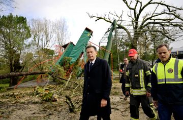 Primeiro-ministro Luís Montenegro visita concelhos afetados pela tempestade Kristin, 29 janeiro 2026 | Foto: Gonçalo Borges Dias/GPM