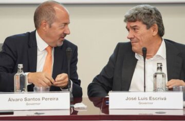 Álvaro Santos Pereira, governador do Banco de Portugal e José Luis Escrivá, governador do Banco de Espanha/Foto: Banco de Espanha