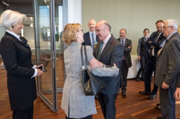 Presidente do BCE, Christine Lagarde, a Comissária Maria Luís Albuquerque e o ex-vice-presidente do BCE, Luís de Guindos/Foto: BCE